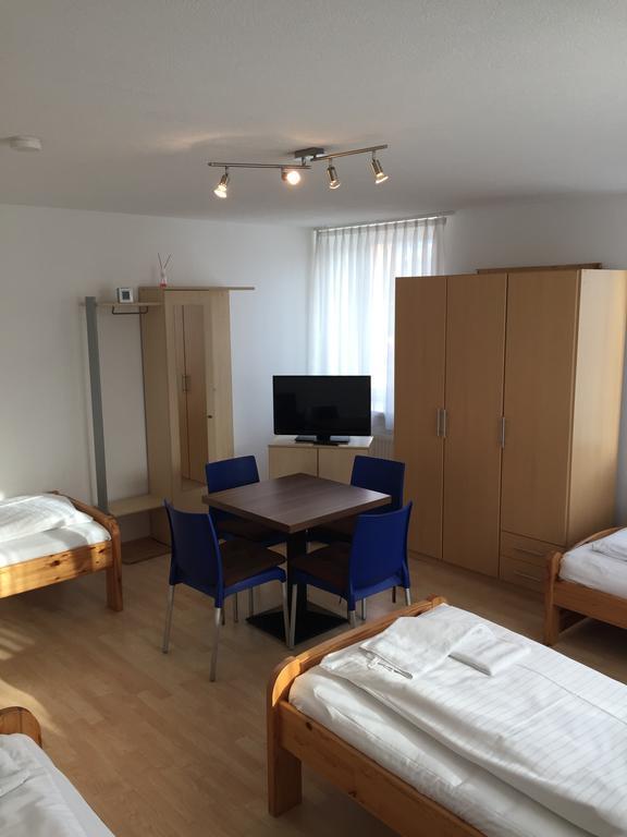 Ländle Motel Feldkirch Rum bild